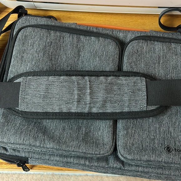 Tomtoc brand laptop bag with front storage gray color - Picture 4 of 5